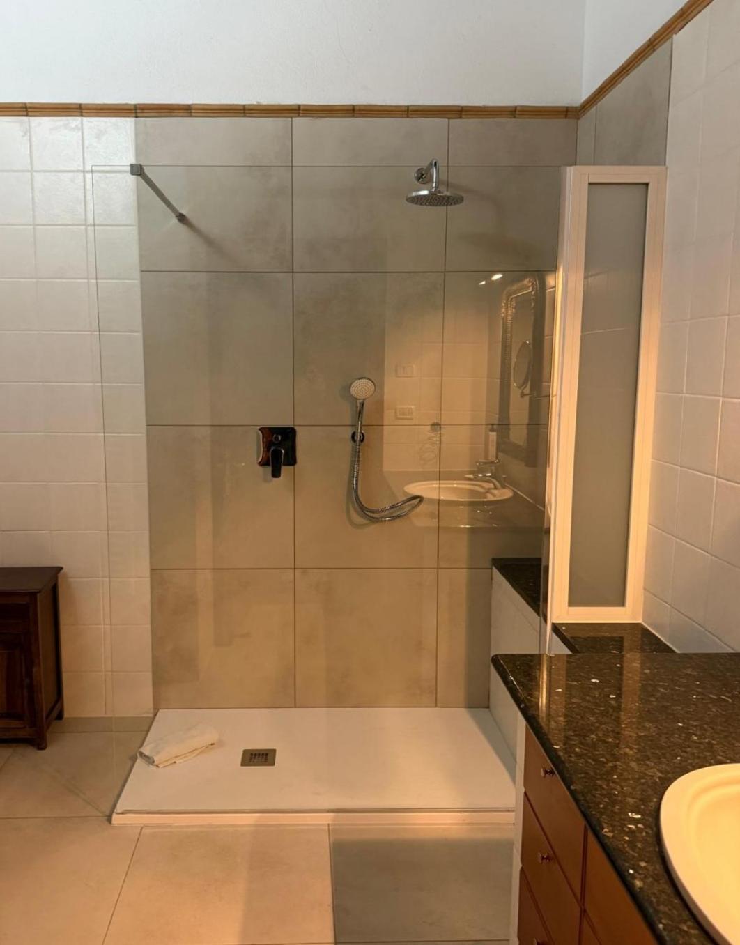 Relais Del Porto Hotell Cagliari Exteriör bild